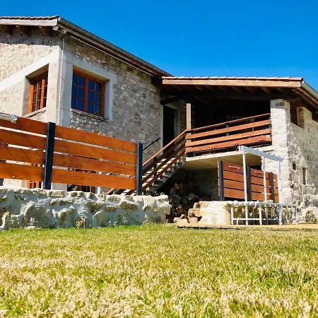 Montaron Maison De Vacances Hébergement de vacances Marlhes
